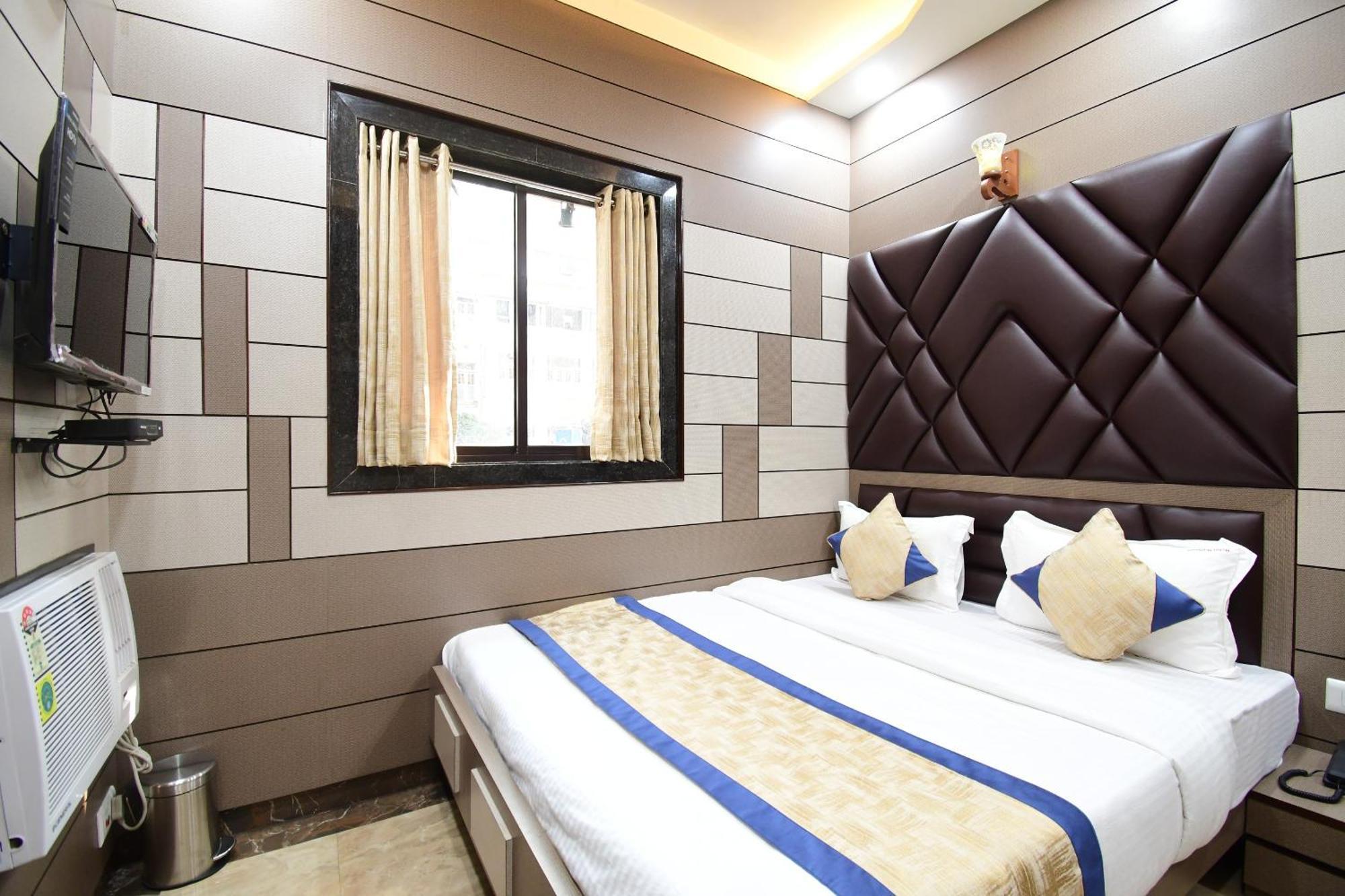 Hotel Margaret, Calcutta Buitenkant foto