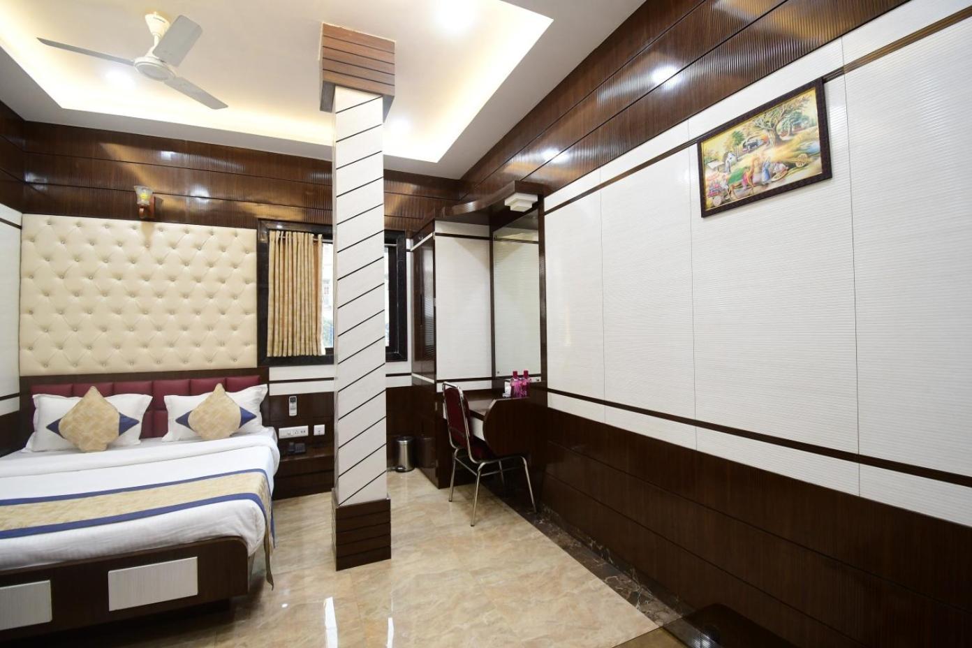 Hotel Margaret, Calcutta Buitenkant foto