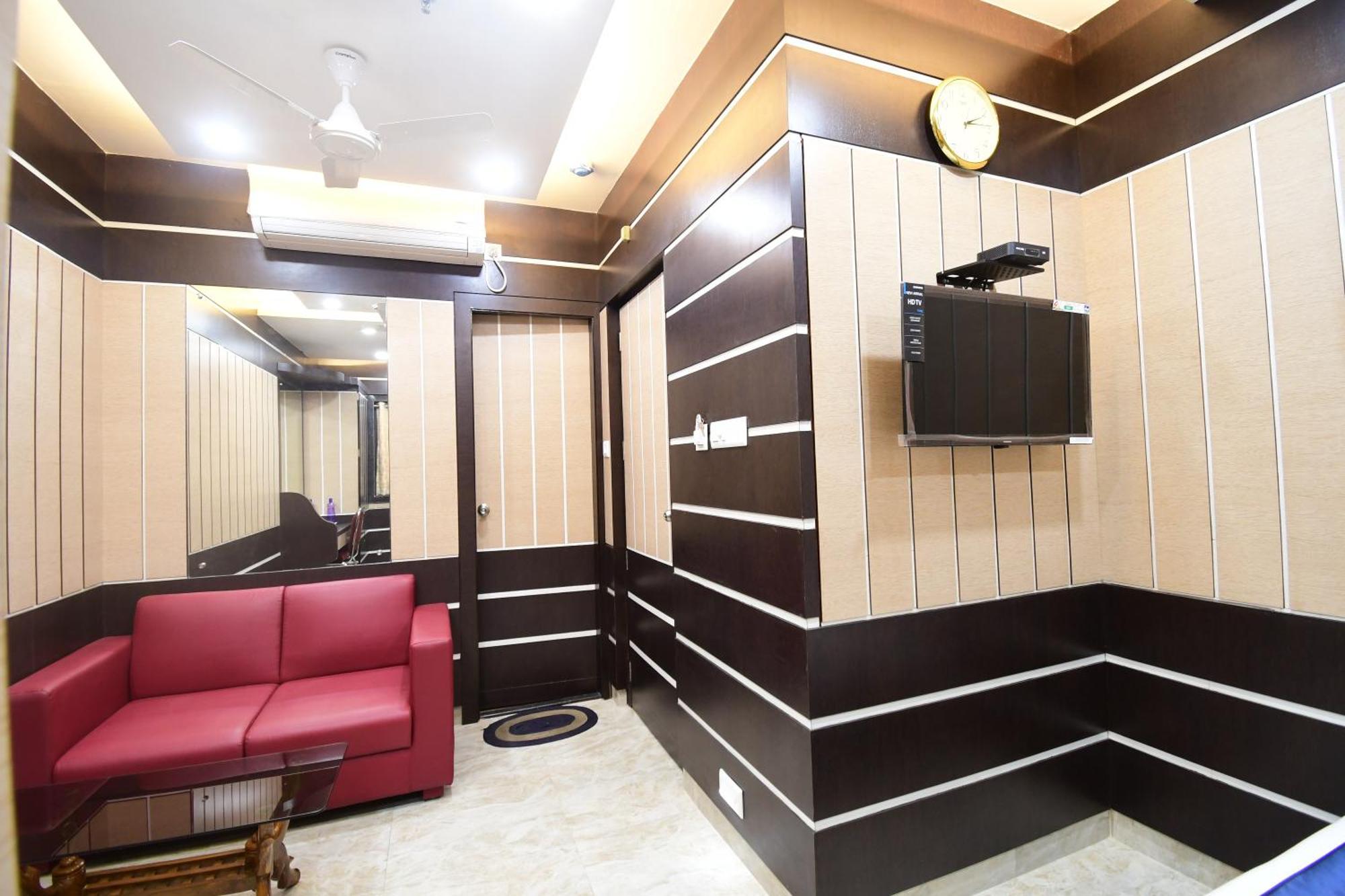 Hotel Margaret, Calcutta Buitenkant foto