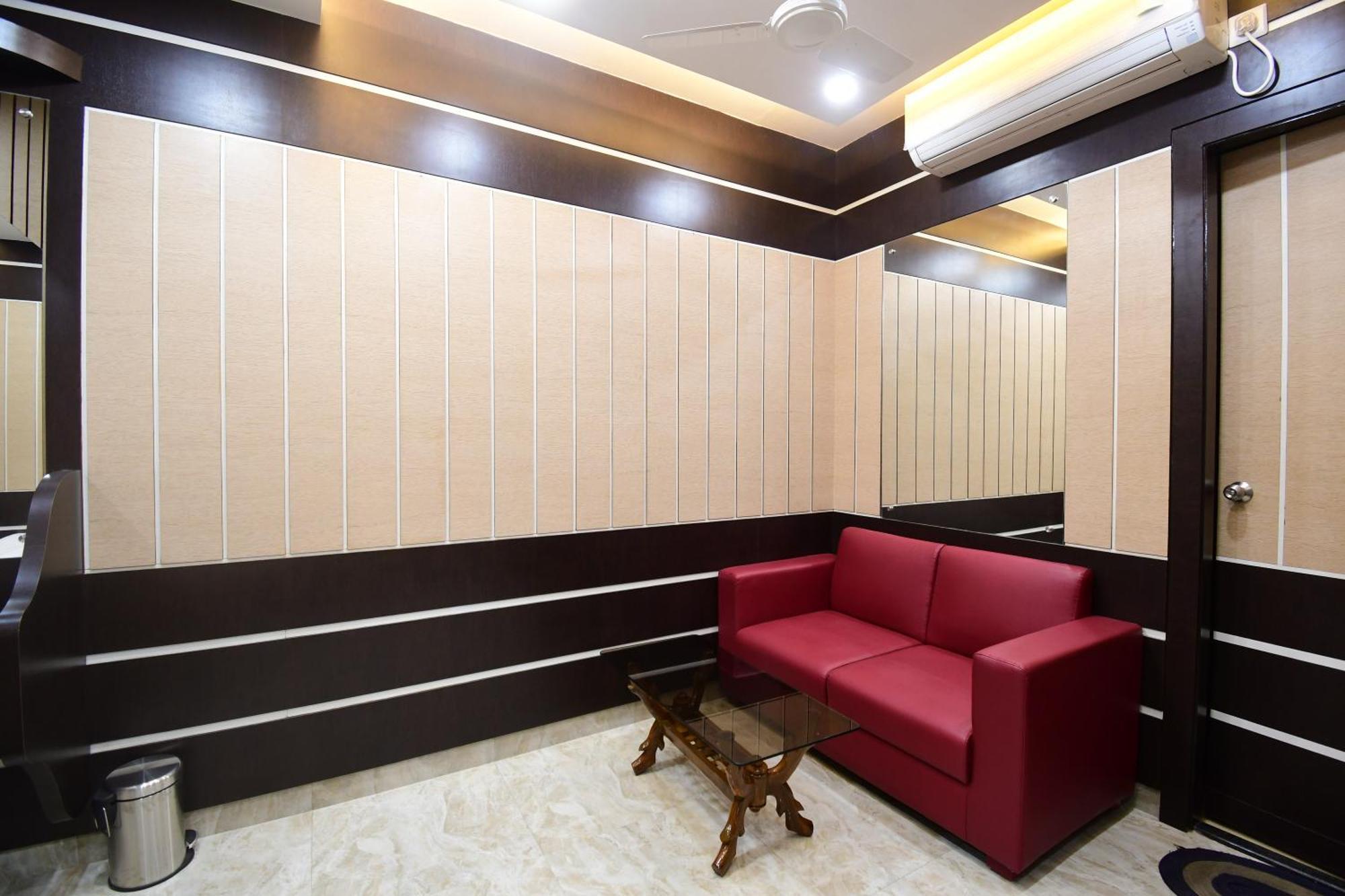 Hotel Margaret, Calcutta Buitenkant foto