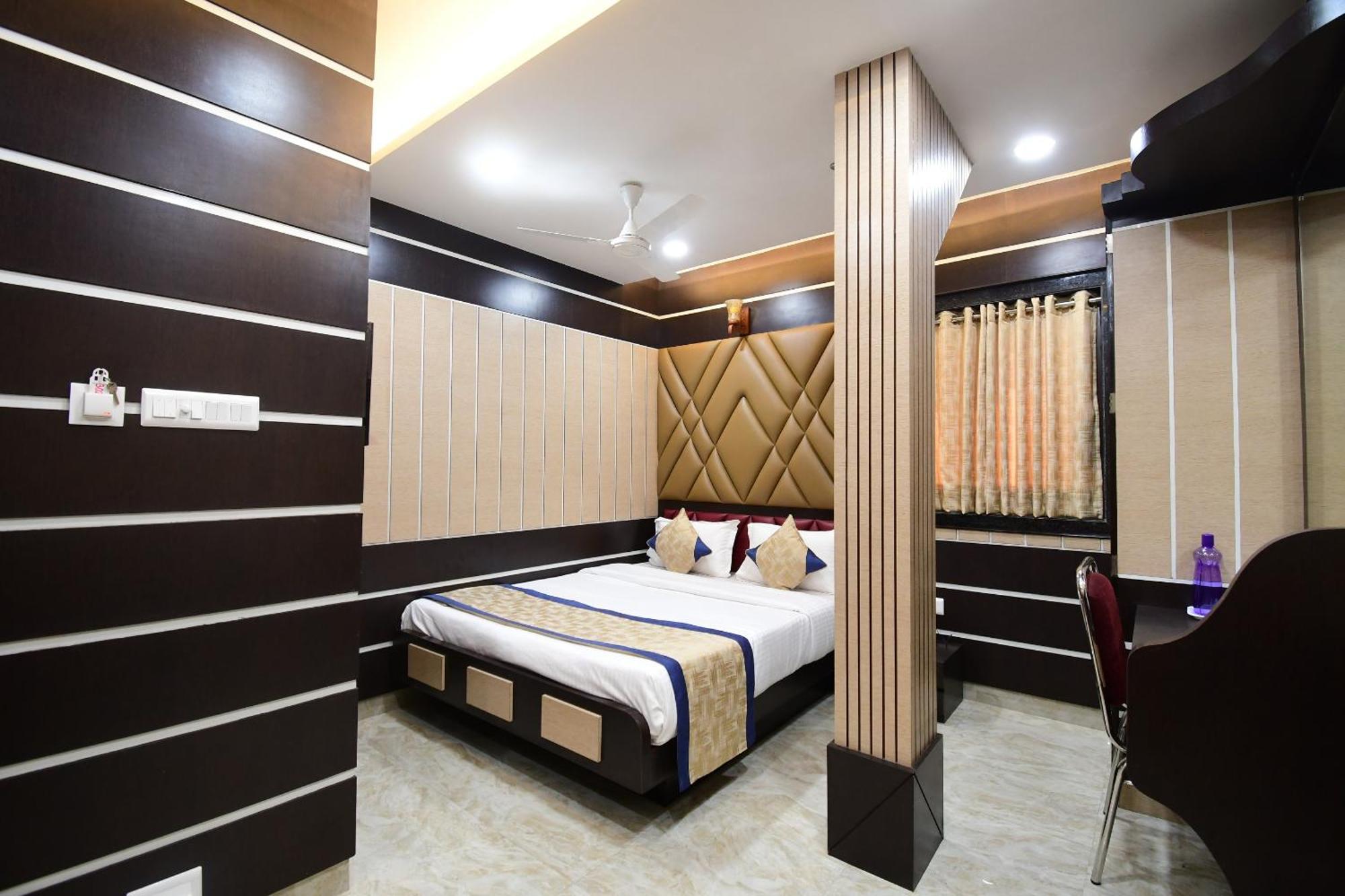 Hotel Margaret, Calcutta Buitenkant foto